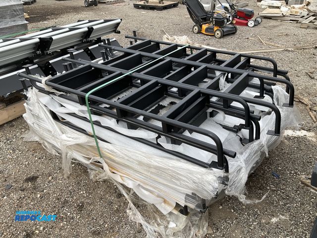 Lot 2-61967 - Skid lot of metal 4 step RV ladders approx. 58” x 16”