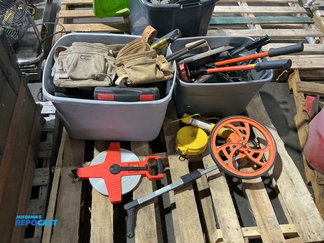 Lot 2-92713 - Skid of assorted hand tools, including screwdrivers, wrenches, hammers, a pulley tool kit, C-clamps,...
