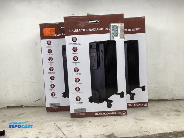 Lot 2-95936 - Lot of (3) Konwin 1500W Black Indoor Oil Filled Radiator convection Space Heaters with
Remote Contro...