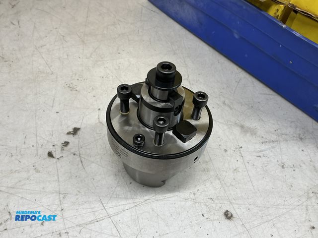 Lot 2-69063 - Lot of (9) Kennametal precision-machined metal tool holders