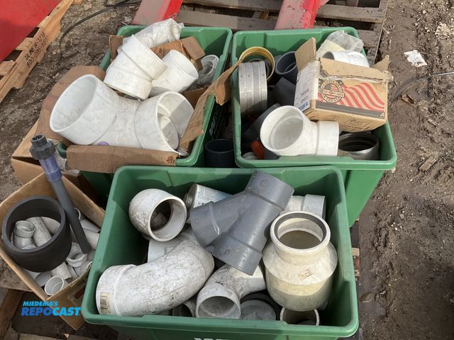 Lot 2-19847 - Skid lot of various shale and size PVC pipe fittings and connectors