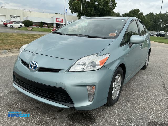 Lot 2-95939 - 2013 Toyota Prius Sedan Hybrid FWD