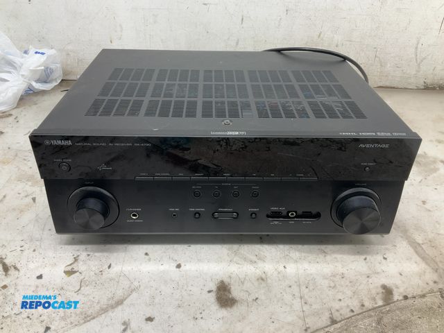 Lot 2-18299 - Yamaha RX-A730 atereo amp