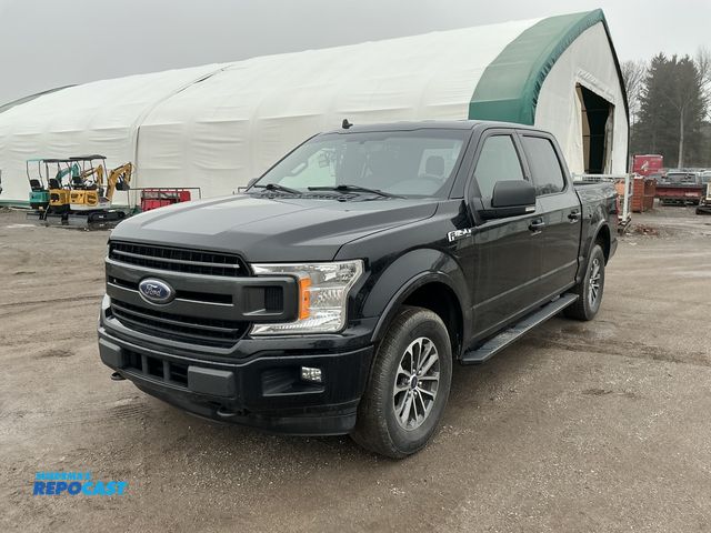 Lot 2-40859 - 2018 Ford F150 XLT SuperCrew 5.5-ft. Bed 4WD Crew Cab Short Box Pickup Truck 4x4