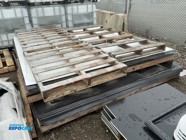 Lot 2-24576 - Lot of RV Exterior Side Wall Body Panels, Underbelly Closure Sheets, and Textured Flange Trim Compon...