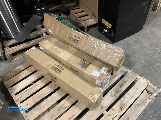 Lot 2-69731 - Lot of (1) Costway Full Rightside-up White Artificial Christmas Tree (unlit) Lights, (2) Costway Pre...