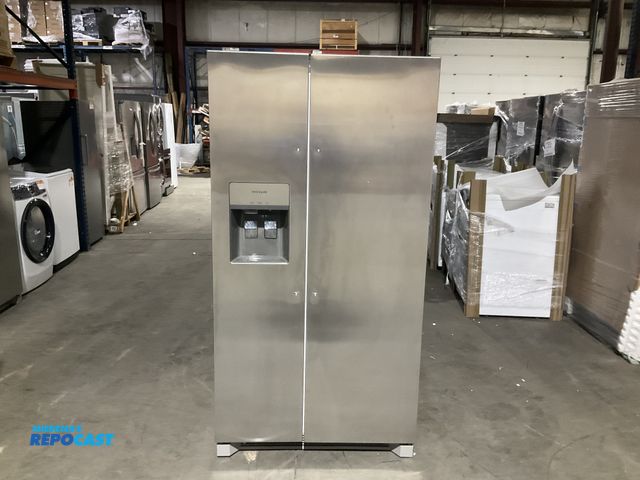 Lot 2-46397 - Scratch & Dent Frigidaire FRSS2623ASN Refrigerator/Freezer