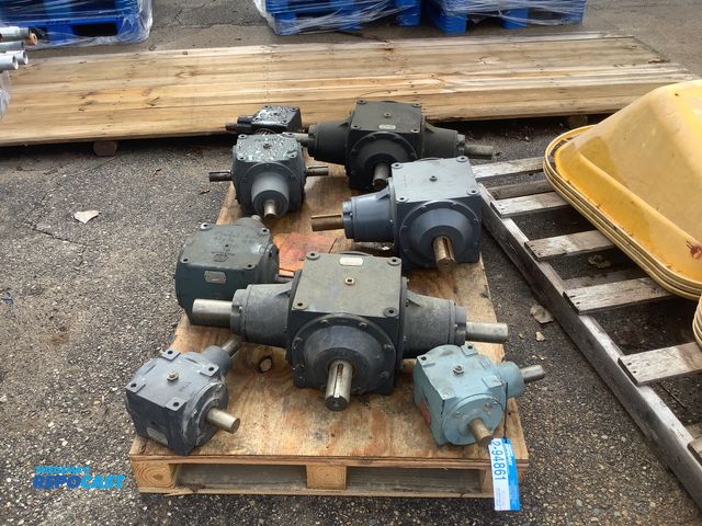 Lot 2-94861 - 7 Skid lot of various gear boxes including a browning bevel gear box, hub city gear boxes and more