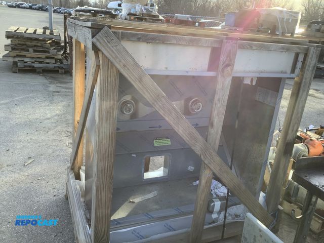 Lot 2-73271 - UL Accurex Exhaust Hood Model: XBEW-48.00-S