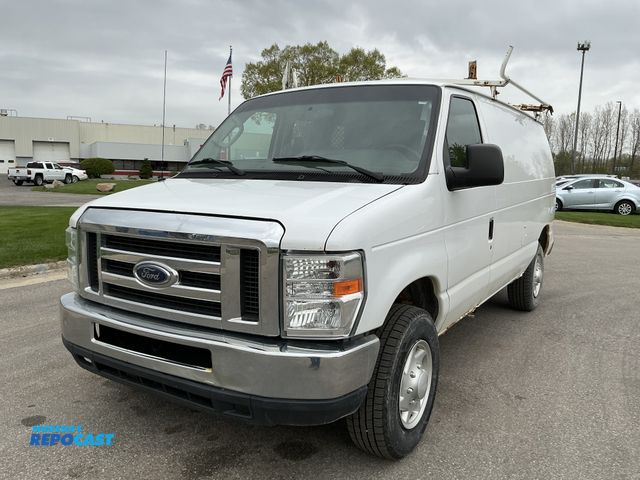 Lot 2-29408 - 2012 Ford E-350 Super Duty Cargo Van RWD