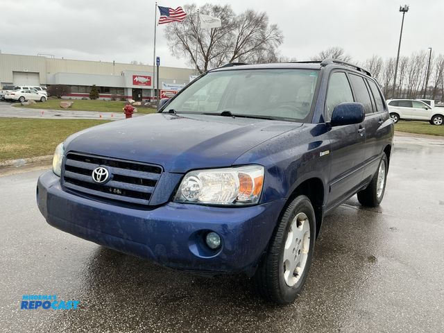 Lot 2-65411 - 2004 Toyota Highlander Limited SUV 4x4