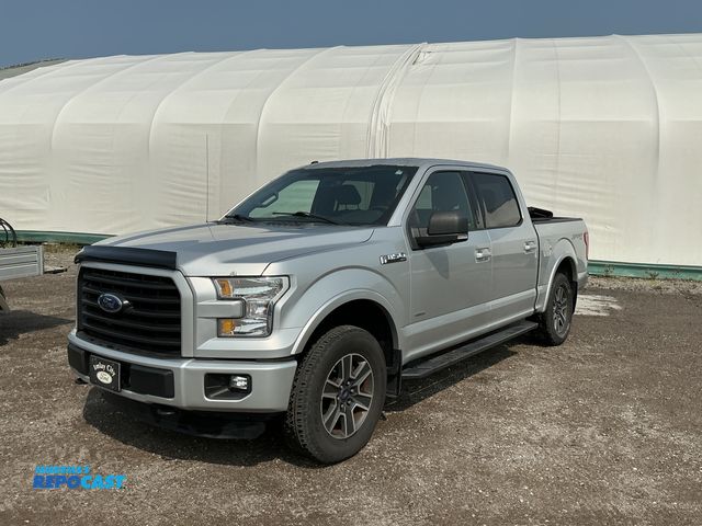 Lot 2-30560 - 2016 Ford F-150 XLT SuperCrew 6.5-ft. Bed 4WD SuperCrew Standard Box Pickup Truck 4x4