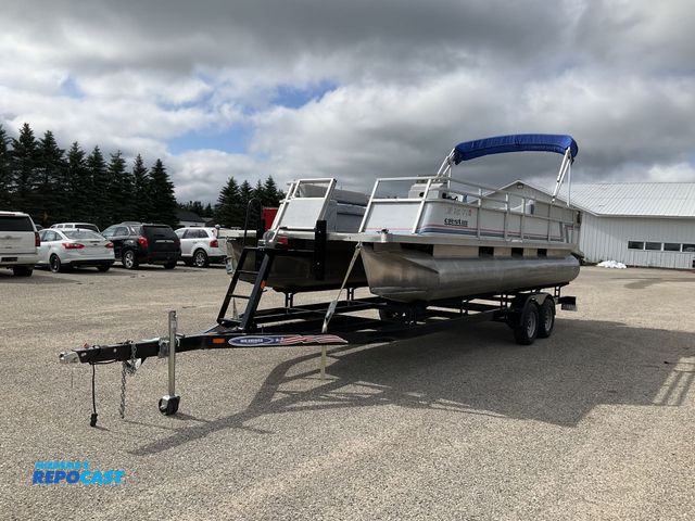 Lot 2-61739 - 1991 Crest Pontoon 25' Pontoon Boat