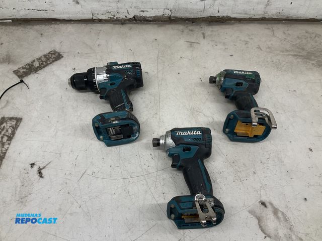 Lot 2-33908 - Lot of (3) Makita Tools: drill, (2) impact