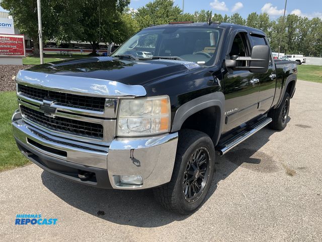 Lot 2-45881 - 2008 Chevrolet Silverado 2500 Other Pickup Truck 4x4