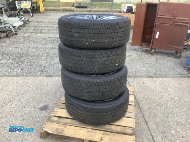 Lot 2-75503 - 4 New Bridgestone Alenza Dot 1W2 RH94N2 tires with 6 bolt Escalade rims