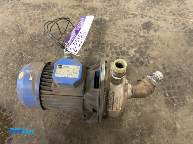 Lot 2-33188 - Ebara Unitrol CDX200/206T2 Stainless Steel Centrifugal Pump, 2hp, 230/460 volt 3 phase