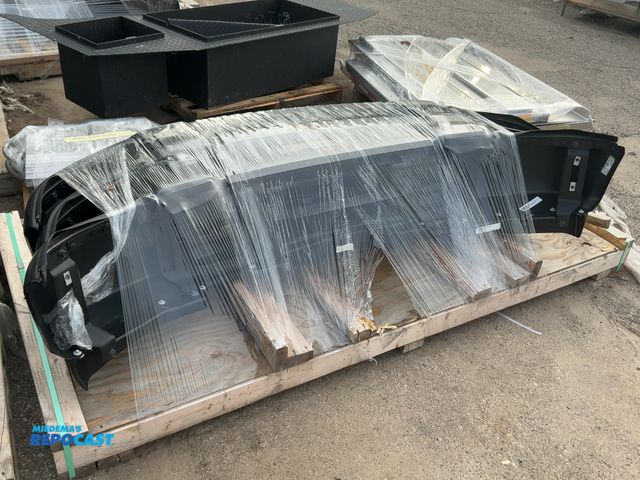 Lot 2-74132 - Lot of (3) 2026 ford f-550 bumpers