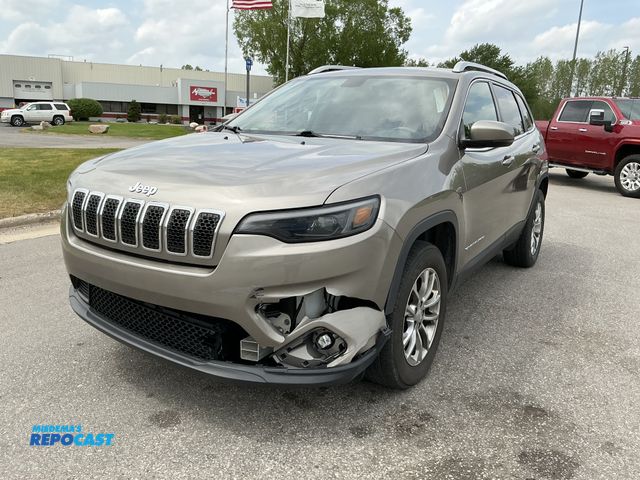 Lot 2- 75879 - 2019 Jeep Cherokee Latitude SUV 4x4