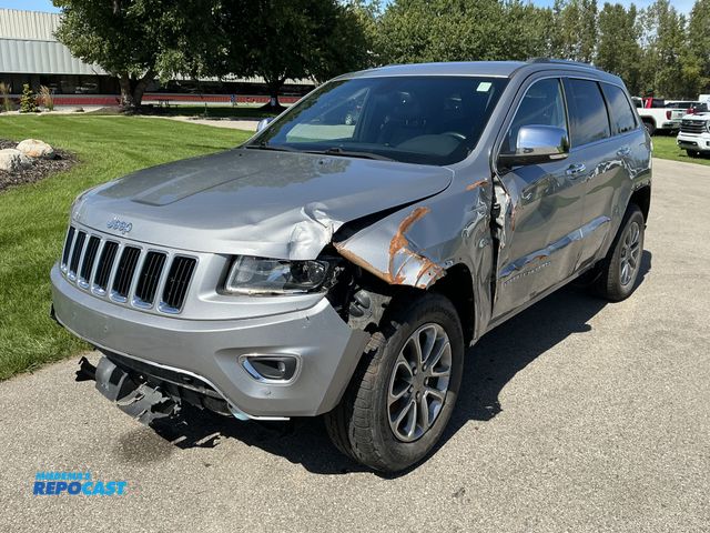 Lot 2-45814 - 2015 Jeep Grand Cherokee Limited SUV 4x4