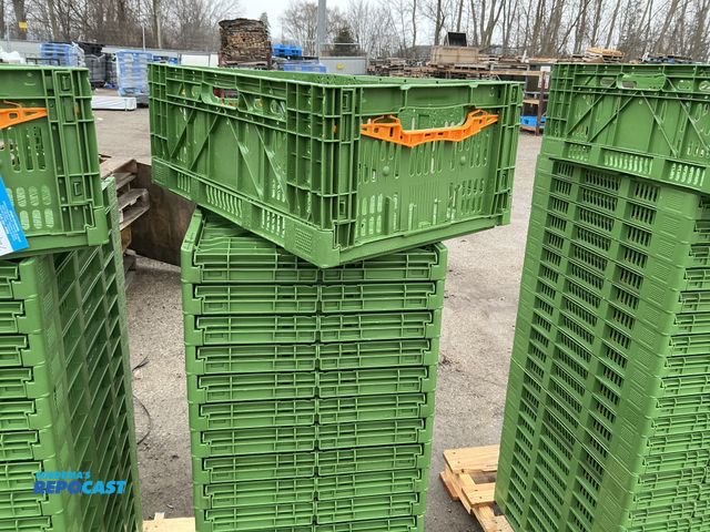 Lot 2-92030 - 25 clever Plastic Plastic Collapsible green storage crates
