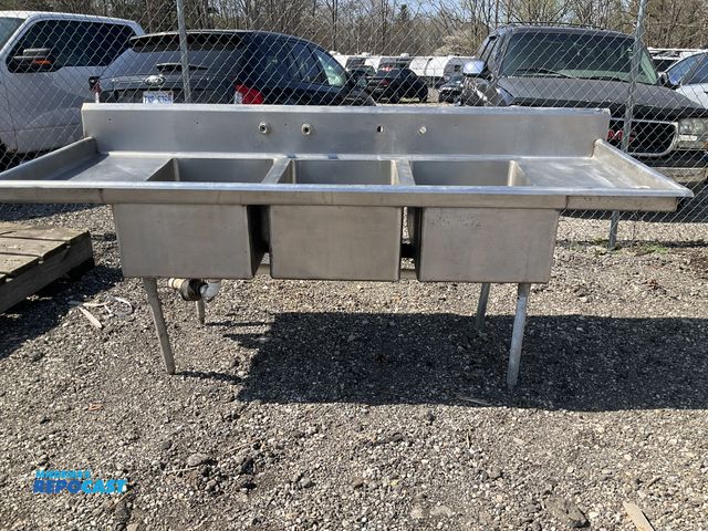 Repocast.com - Lot 2-70099 - Stainless Steel 3-Stage Wash Process (Wash ...