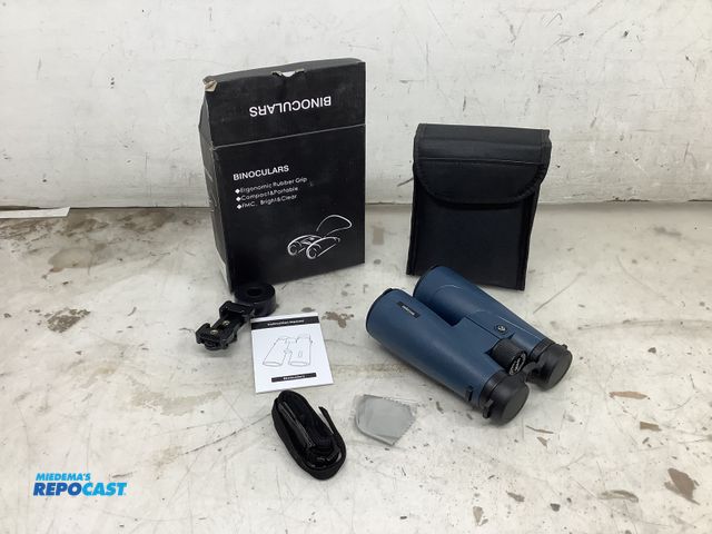 Lot 2-67052 - Unkzyzn portable pair of blue binoculars model#X004GVIYB7