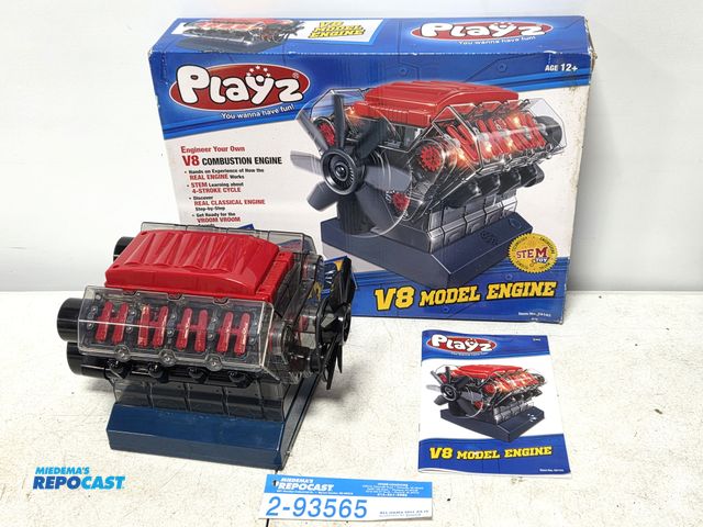 Lot 2-93565 - assembled, working model of a V8 engine.