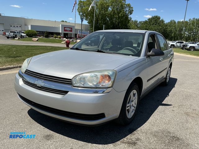 Lot 2-75226 - 2004 Chevrolet Malibu LS Sedan FWD