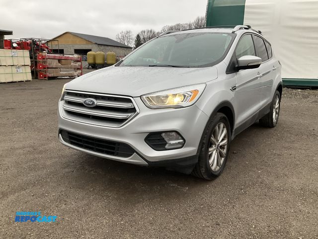 Lot 2-44872 - 2017 Ford Escape Titanium FWD SUV FWD