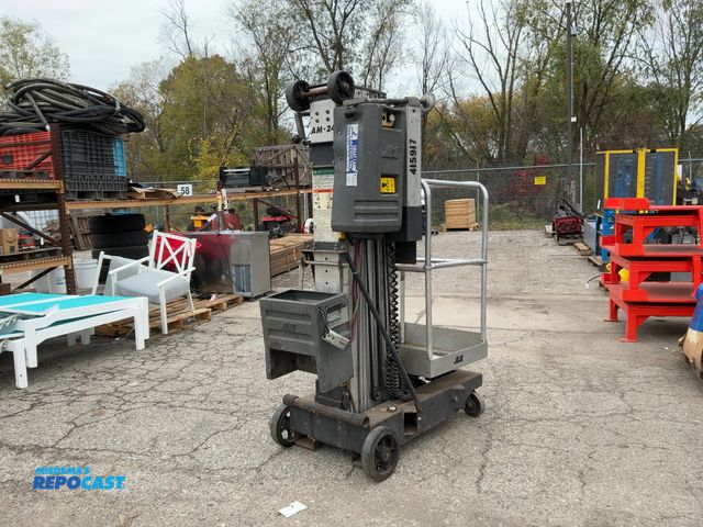 Lot 2-69299 - JLG AM-24 one person lift with premium battery