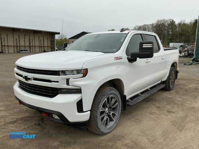 Lot 2-51034 - 2021 Chevrolet Silverado 1500 RST Crew Cab 4WD Crew Cab Standard Box Pickup Truck 4x4