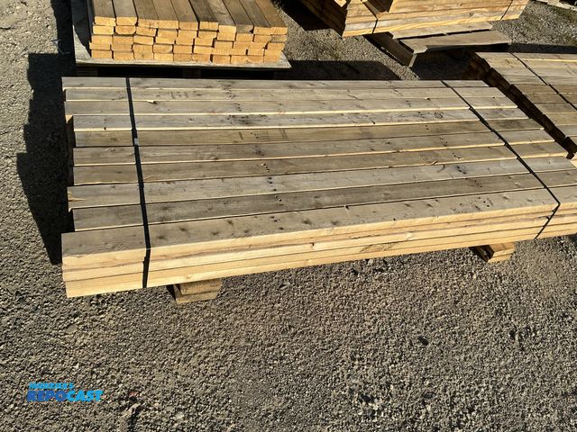 Lot 2-35722 - Bundle of 50 pc. of Recycled Lumber 2 x 4 x 80"