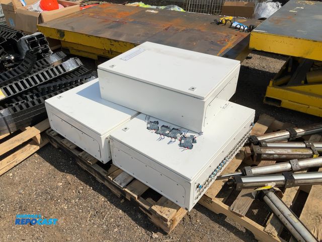 Lot 2-99060 - (3) SY01-AMIX01-10-RIO03 PD mixer rio panels [RIO3], and (5) Siemens Sirius 3RQ3118-2AB00