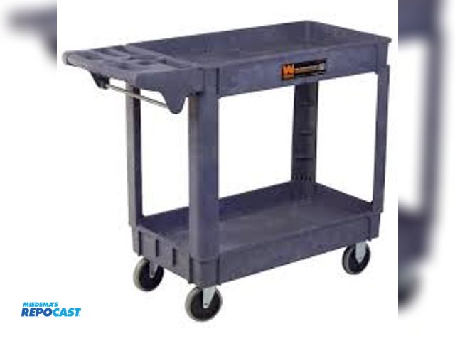 Lot 2-13917 - Plastic Wen service cart model 73002 with wheels