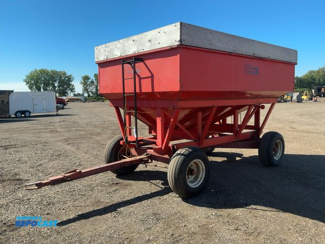 Lot 2-30479 - Killbros Model 385 Side Discharge Gravity Wagon, 7.5' Wide x 12' Long Gravity Box with 2x12 Top Exte...