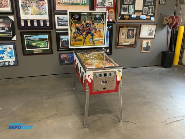 Lot 2-53287 - Bally Kiss-Themed Pinball Machine