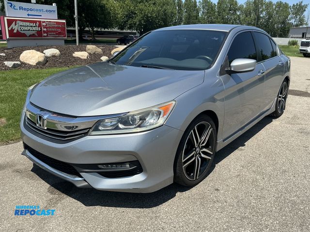 Lot 2-42012 - 2017 Honda Accord Sport Sedan FWD