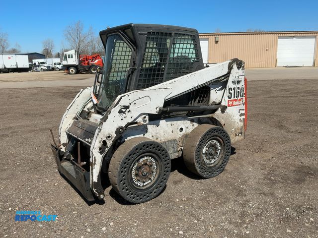 Lot 2-43119 - 2010 Bobcat S160 Compact Skid Steer Loader