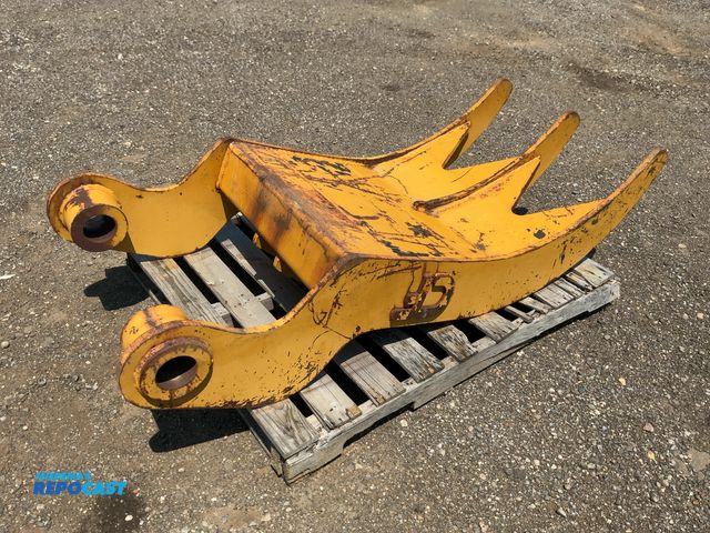 Lot 2-44283 - CF Thumb Attachment for Excavator, 27-1/4" wide, 65" long overall, 17-1/2" in between pin hole ears,...