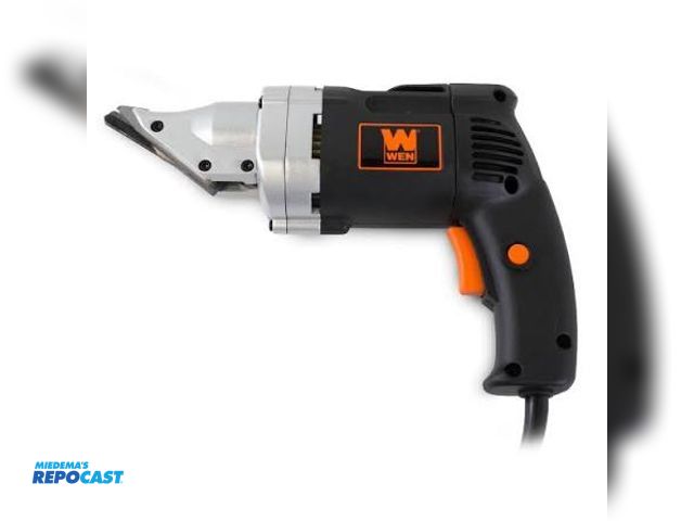 Lot 2-14742 - Wen variable speed metal shear model 3650