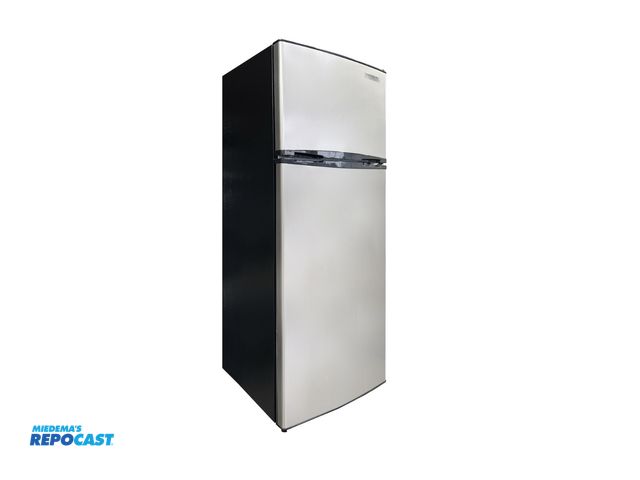 Lot 2-96518 - Frigidaire Gallery FGFR797-B-6COM Refrigerator/Freezer