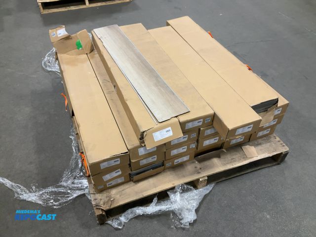 Lot 2-16090 - Lot of (22) boxes of Antler ride vinyl planking, 6” x 36”, 23.95 sq ft per box, some damage