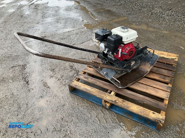 Lot 2-40517 - Best- Sand Compactor