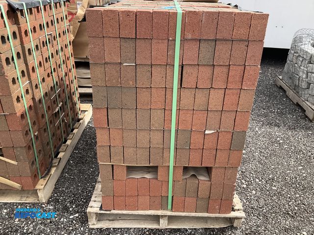 Lot 2-91528 - Belden Brick Company (1) Pallet of MOD RUBIGO BLD VEL 082527 Rubigo Red Velour Brick