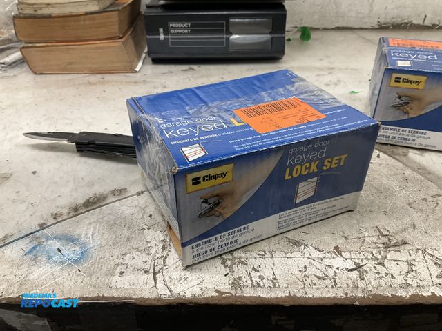 Lot 2-93465 - Lot of (1)clopay  garage door keyed lock set