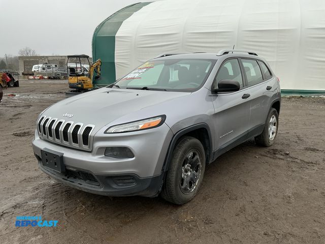 Lot 2-70010 - 2015 Jeep Cherokee Sport 4WD SUV 4x4