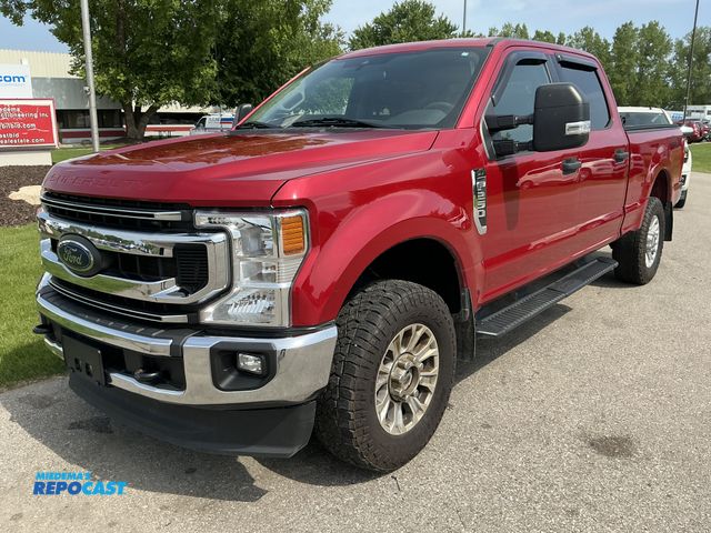 Lot 2-46861 - 2021 Ford F250SD XLT Crew Cab Long Box Pickup Truck 4x4
