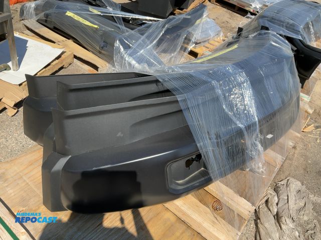 Lot 2-75962 - (3) 2026 Ford F550 takeoffs