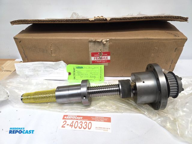 Lot 2-40330 - Brown &amp; Sharpe 2/3 axis ball bearing ball screw assembly. Just rebuilt from Thread-Craft (with n...